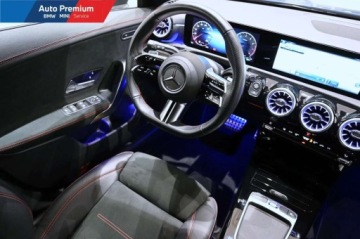 Mercedes CLA C118/X118 Shooting Brake Facelifting 1.3 200 163KM 2024 Mercedes-Benz CLA FV23Reflektory Dynamiczne LEDAMG LineKierownica Superspo, zdjęcie 11