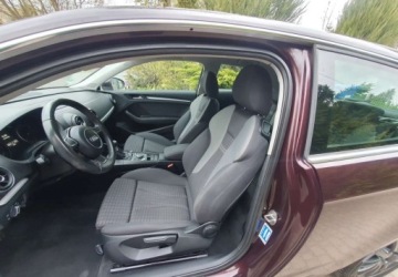 Audi A3 8V Hatchback 3d 2.0 TDI 150KM 2012 Audi A3 3-drzwiowe Audi A3 3-drzwiowe 2.0 TDI sport 2.0 Diesel 150KM, zdjęcie 9