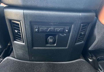 Dodge Ram IV 5.7 V8 390KM 2017 Dodge RAM Dodge RAM 5.7 Benzyna 390KM, zdjęcie 21