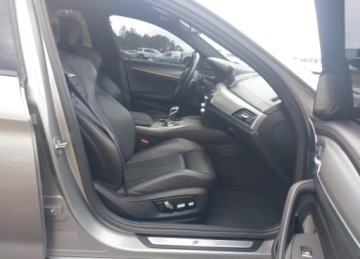 BMW Seria 5 G30-G31 2019 BMW M5 BMW M5 COMPETITION 4.4 Benzyna 607KM, zdjęcie 8