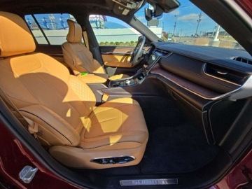 Jeep Grand Cherokee V 2024 Jeep Grand Cherokee Summit 2024 3.6 Benzyna 293KM, zdjęcie 9