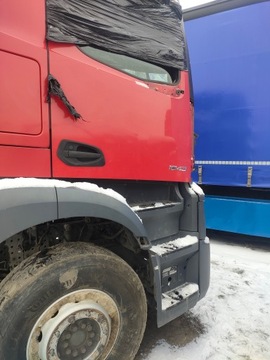 Правая дверь в сборе actros mp4, arocs, antos