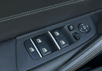 BMW Seria 5 G30-G31 Touring Plug-In 2.0 530e 292KM 2021 BMW Seria 5 Plug-In Skora Automat Head UP Navi Kamera FV23, zdjęcie 38