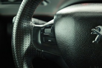 Peugeot 208 I GTi 1.6 THP 200KM 2013 Peugeot 208 1.6 GTi, Navi, Klima, Klimatronic, zdjęcie 11