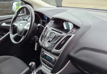 Ford Focus III Kombi Facelifting 1.6 TDCi 115KM 2014 Ford Focus 1,6 Diesel 116 km 1.6 Diesel 116KM, zdjęcie 7