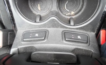 Renault Kadjar Crossover Facelifting 1.3 TCe 140 FAP 140KM 2019 Renault Kadjar 2019r, Salonowy, 1.3 Benzyna, Uszkodzony przod i prawy bok., zdjęcie 12