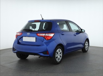 Toyota Yaris III Hatchback 5d Facelifting 2017 1.0 VVT-i 72KM 2019 Toyota Yaris 1.0 VVT-i, Salon Polska, zdjęcie 4