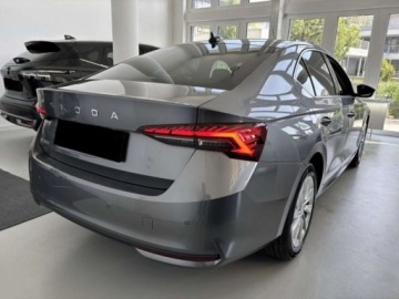 Skoda Octavia IV Liftback 1.5 TSI EVO 150KM 2026 Octavia Selection Edition 130 1.5 TSI mHEV DSG 150KM 2026, zdjęcie 3