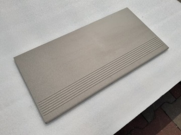 ЛУННАЯ ЗЕЛЕНАЯ СТЕПЕНЬ ТЕМНО-СЕРАЯ 29,5X59,4 GAT 2