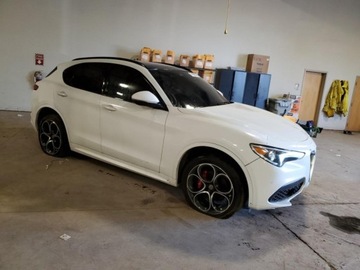 Alfa Romeo Stelvio SUV Facelifting 2.0 Turbo 280KM 2021 Alfa Romeo Stelvio TI 2021 2.0l 2.0 Benzyna 280KM, zdjęcie 4