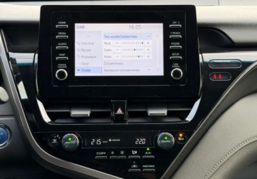 Toyota Camry IX Sedan 2.5 Hybrid Dynamic Force 218KM 2021 Toyota Camry salon Polska, FV-VAT 23, Gwarancja, 1 rej. 2022r. 2.5 Hybryda, zdjęcie 9