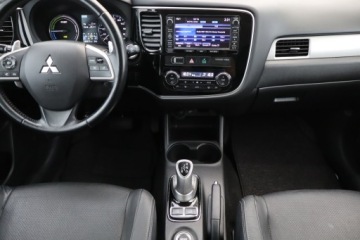 Mitsubishi Outlander III 2014 Mitsubishi Outlander 2.0 PHEV, 4X4, Automat, zdjęcie 11