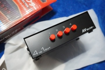 AV-селектор MCO RCS-01 Разветвитель AV-сигнала 4/1 ЯПОНИЯ