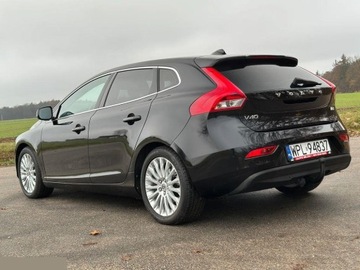 Volvo V40 II Cross Country 2.0 D2 DRIVE-E 120KM 2015 Volvo V40 D2 RDesign 1.6D 120 KM 2015r, zdjęcie 28