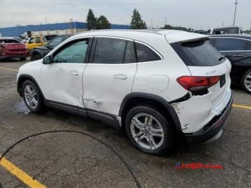 Mercedes GLA II 2022 Mercedes-Benz GLA 2022 r., 2,0L GLA 250 4MATIC 2.0 Benzyna 221KM, zdjęcie 3