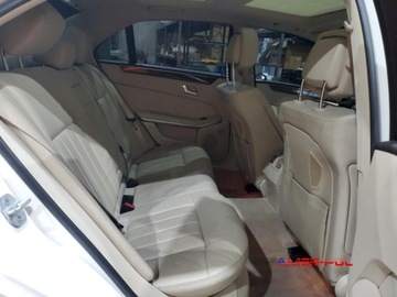 Mercedes Klasa E W212 2015 Mercedes-Benz Klasa E 2015 r., 3,5L 350 4MATIC 3.5 Benzyna 302KM, zdjęcie 9