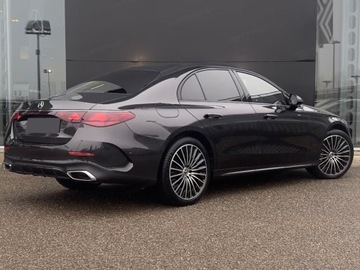 Mercedes Klasa E W214 Sedan 2.0 200 204KM 2025 E Klasa 200 4-Matic AMG 2.0 (204KM) 2025, zdjęcie 2