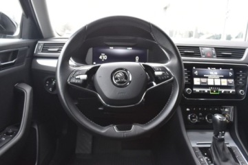 Skoda Superb III Liftback Facelifting 2.0 TDI SCR 200KM 2022 Skoda Superb SalonPL 2.0TDI 200KM DSG Ambition Czujniki El.Bagaznik Smartl, zdjęcie 10