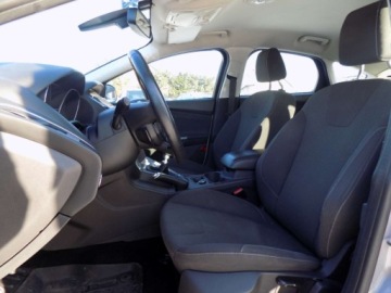 Ford Focus III Kombi 1.0 EcoBoost 125KM 2012 Ford Focus BIALOLEKA 1.0 Eco Boost (125 KM), 2012r. prod. KOMIS TYSIAK, zdjęcie 6