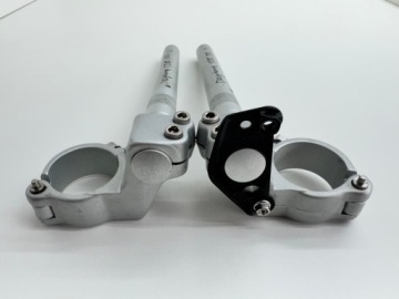 TRIUMPH DAYTONA 595 КОМПЛЕКТ РУЛЕВОГО КОЛЕСА ЛЕВЫЙ ПРАВЫЙ