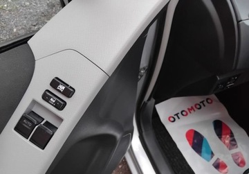 Toyota Yaris II Hatchback 5d 1.3 i VVT-i 86KM 2009 Toyota Yaris 1,3 Benzyna Klima 5 Drzwi Po oplatach z Niemiec, zdjęcie 17