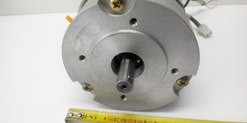 Электродвигатель BLDC Мотор-редуктор AMG 6334 Iskra 24V 40 об/мин