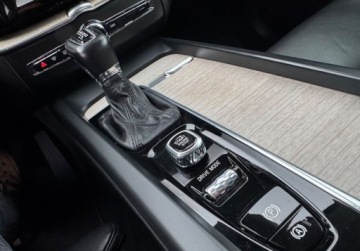 Volvo XC60 II Crossover D4 190KM 2018 Volvo XC 60 D4 190ps 4x4 FullLed El.Klapa Fotele Pamieci Skora Kamera Gwar, zdjęcie 28