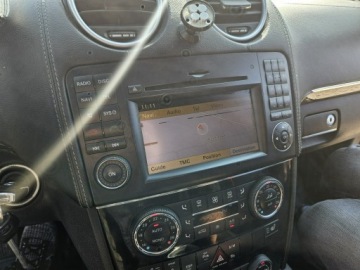 Mercedes Klasa GL X164 Off-roader Facelifting 350 CDI BE 224KM 2011 Mercedes GL 350 3,0 diesel 224KM automat 7 miejsc, zdjęcie 11