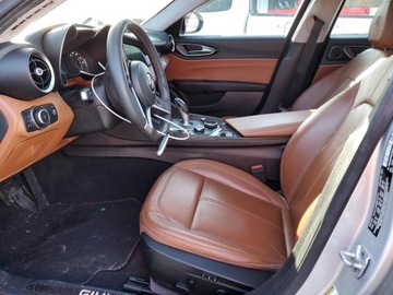 Alfa Romeo Giulia II Sedan 2.0 TBi 280KM 2017 Alfa Romeo Giulia Q4 2017 2.0l 2.0 Benzyna 280KM, zdjęcie 7