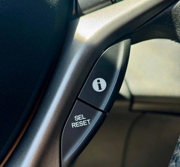 Honda Civic VIII Hatchback 3d 1.8 i-VTEC 140KM 2011 Honda Civic 1.8 i-VTEC 140KM benzyna niski przebieg PDC Climatronic welur, zdjęcie 20