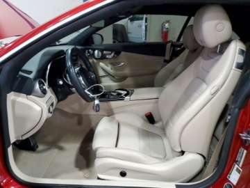 Mercedes Klasa C W205 2019 Mercedes-Benz Klasa C 300 4Matic 2019 2.0 Benzyna 255KM, zdjęcie 7