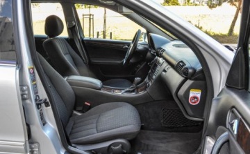 Mercedes Klasa C W203 Kombi T203 2.1 (C 220 CDI) 150KM 2007 Mercedes-Benz Klasa C 2,2CDI (150KM) Automat Lift 2007 r 2.1 Diesel 150KM, zdjęcie 10