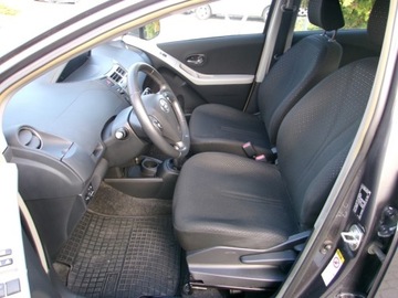 Toyota Yaris III Hatchback 5d 1.0 VVT-i 69KM 2011 Toyota Yaris Toyota Yaris II Toyota Yaris Sprowadzona Zarejestrowana stan, zdjęcie 4