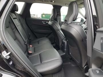 Volvo XC60 II 2021 Volvo XC 60 Recharge Inscription Express 2021 2.0l 2.0 Hybryda 400KM, zdjęcie 4