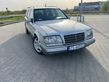 Mercedes Klasa E W210 1995 MERCEDES-BENZ KLASA E Kombi 2.0 benzyna Ładny., zdjęcie 2
