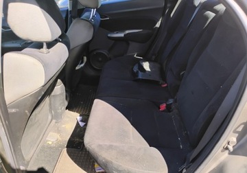 Honda Civic VIII Hatchback 3d 2.2 i-CTDi 140KM 2007 Honda Civic 2007r, 2.2 CDTI. Delikatnie przetarty prawy bok. Jezdzi. 2.2, zdjęcie 8