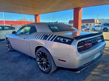 Dodge Challenger III 2022 Dodge Challenger 2022 DODGE CHALLENGER RT 5.7 Benzyna 372KM, zdjęcie 5