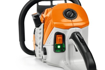 STIHL Набор игрушечных бензопил на аккумуляторах.