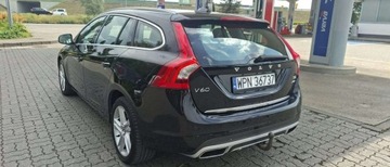 Volvo V60 I 2013 Volvo V60 Volvo V60 D6 AWD Plug-in Hybrid Summum 2.4 Hybryda Plug-in 220KM, zdjęcie 4
