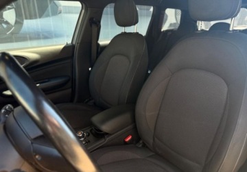 Mini Clubman F54 Kombi 1.5 136KM 2019 MINI Clubman MINI Cooper Clubman 1.5 Benzyna 136KM, zdjęcie 27