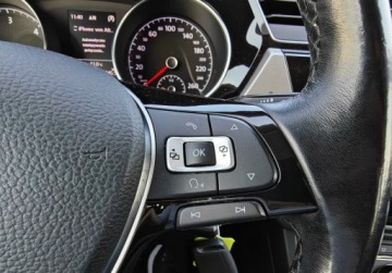 Volkswagen Touran III 1.6 TDI 115KM 2017 Volkswagen Touran swiezo sprowadzone, zarejestrowane, 7osob 1.6 Diesel, zdjęcie 18