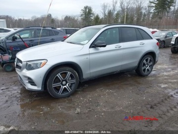 Mercedes GLC C253 2018 Mercedes-Benz GLC 2018 3.0L Biturbo Enhanced V6 4MATIC 3.0 Benzyna 362KM, zdjęcie 2