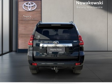 Toyota Land Cruiser VII Terenowy 5d 2.8 D-4D 204KM 2022 Toyota Land Cruiser LC 2.8 D-4D Invincible VII (20, zdjęcie 4