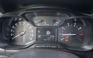 Citroen C3 III Hatchback 1.2 PureTech 82KM 2019 Citroen C3 1,2 PureTech 83 KM 1.2 Benzyna 82KM, zdjęcie 13