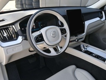 Volvo XC60 II 2025 VOLVO XC60 T6 Plug-In Hybrid AWD Ultra Dark Suv 2.0 (398KM) 2025, zdjęcie 5