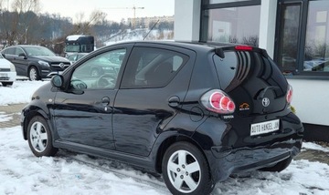 Toyota Aygo I Hatchback 5d Facelifting 1.0 VVT-i 68KM 2014 Toyota Aygo 1,0 Ben 68 km Benzyna 68KM, zdjęcie 15