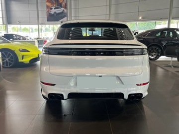 Porsche Cayenne III SUV Facelifting 3.0 353KM 2025 PORSCHE Cayenne Coupe Black Edition Suv 2.0 (353KM) 2025, zdjęcie 3