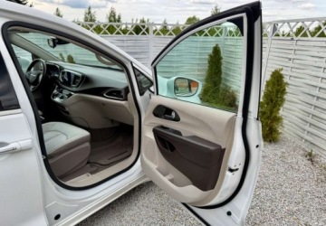 Chrysler Pacifica II 3.6 V6 291KM 2017 Chrysler Pacifica Chrysler Pacifica 3.6 Benzyna 290KM, zdjęcie 34