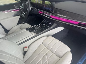 BMW Seria 7 G70 Sedan 3.0 40d 299KM 2026 BMW Seria 7 740d xDrive Sport Sedan 3.0 (299KM) 2026, zdjęcie 14