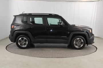 Jeep Renegade SUV 1.6 E-TorQ 110KM 2016 Jeep Renegade 1.6 E-torQ, Salon Polska, zdjęcie 5